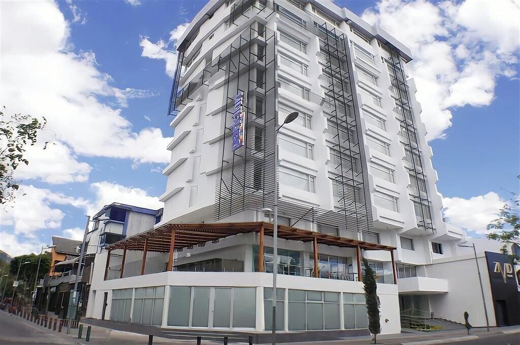 Vista Exterior BA Quito Hotel, BW Signature Collection