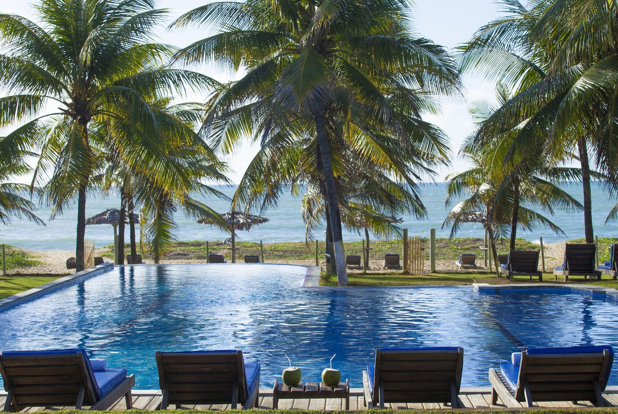 Vista Exterior Pousada Praia das Ondas - Pe  na areia