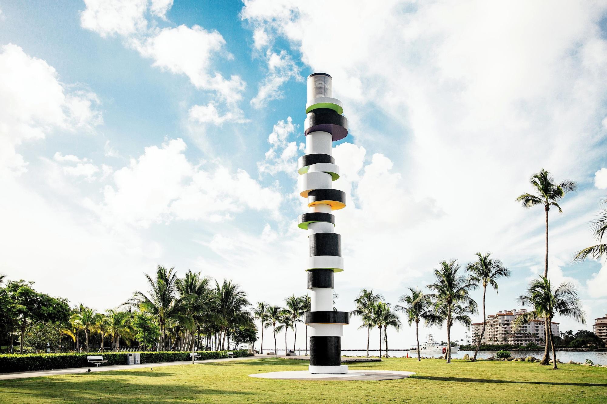 Playa The Meridian Miami Beach by Kasa