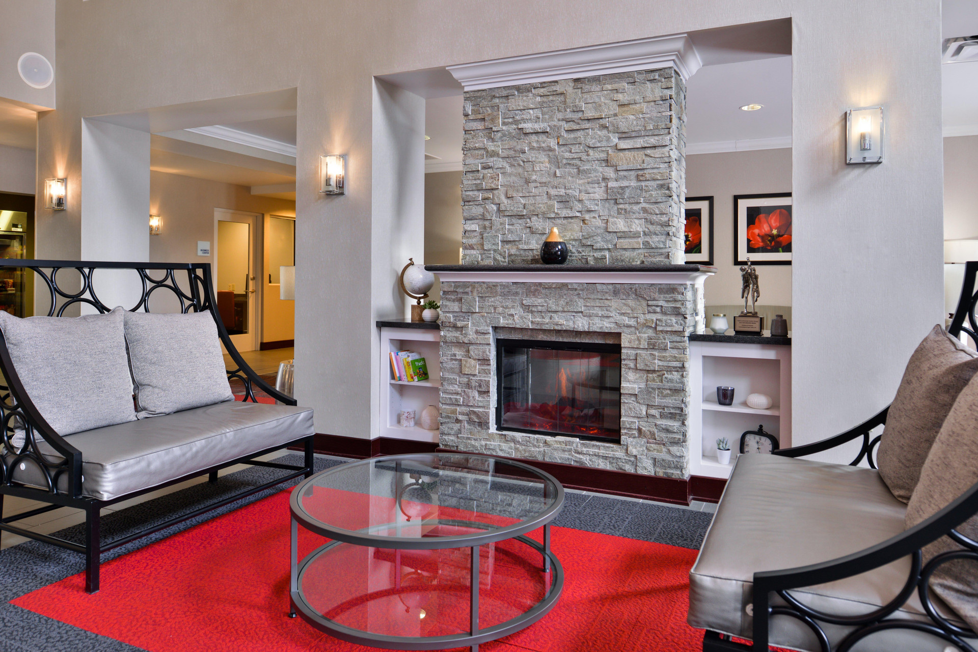Vista Lobby Holiday Inn Express Canandaigua - Finger Lakes by IHG