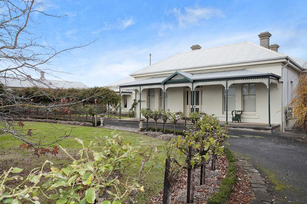 Vista Exterior Merton Manor Exclusive Bed And Breakfast