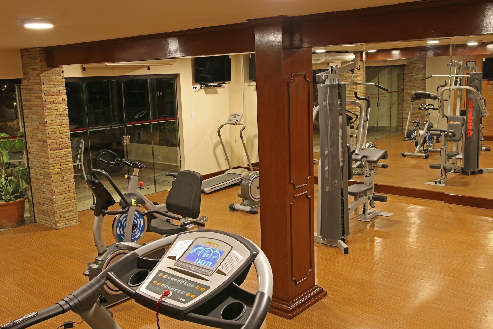 Gimnasio Yotau All Suites Hotel