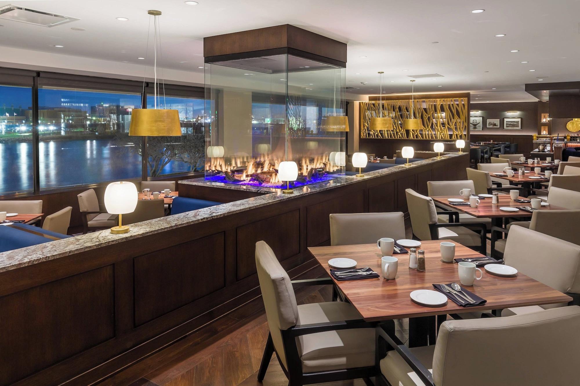 Restaurant South Sioux City Marriott Riverfront