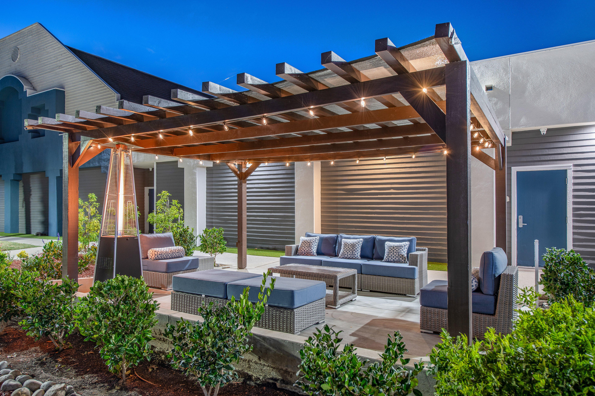 Vista Lobby Staybridge Suites Oxnard River Ridge by IHG