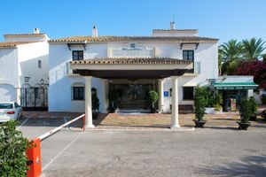 Alojamiento - Hotel BlueBay Banús