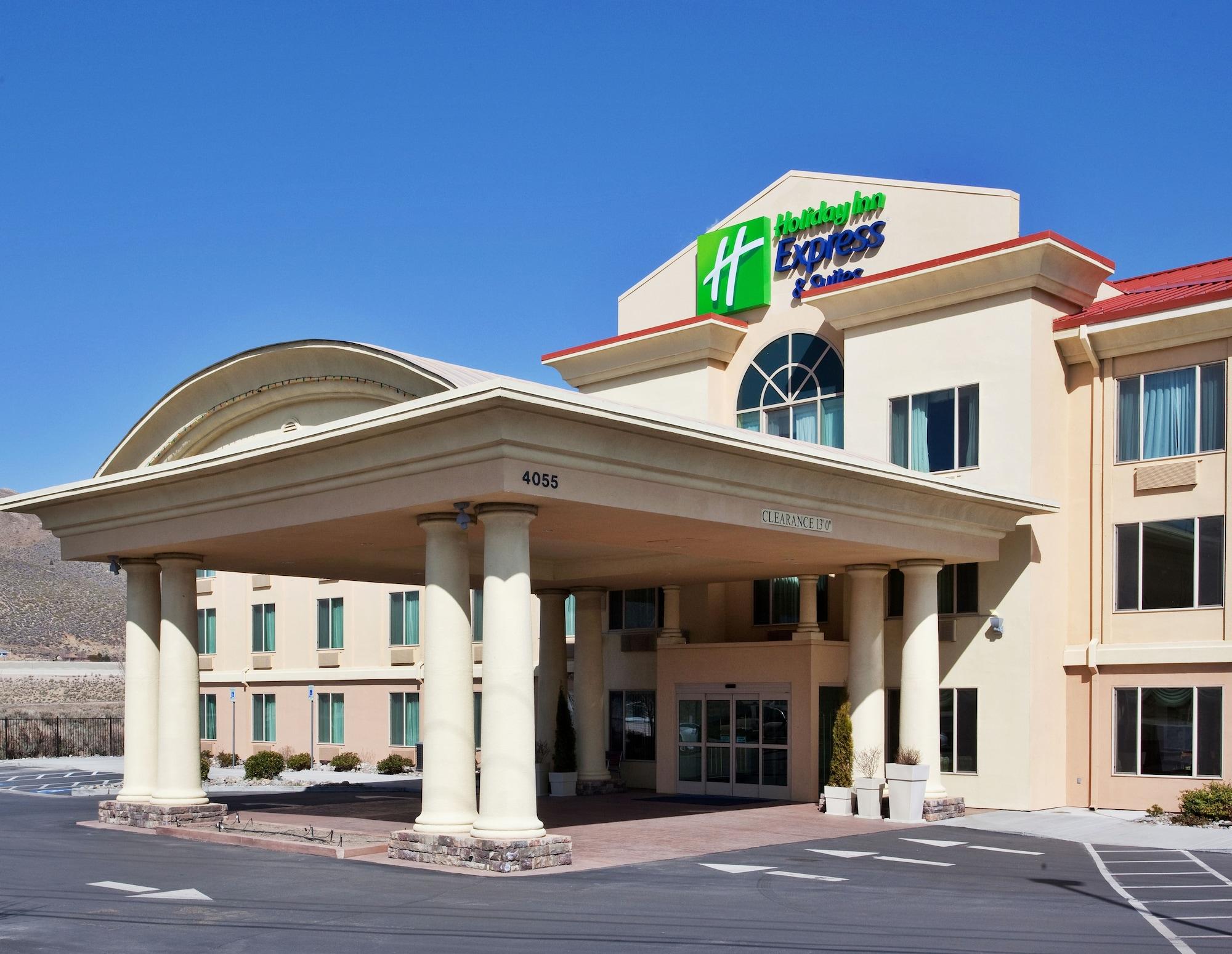 Vista Exterior Holiday Inn Express & Suites Carson City by IHG