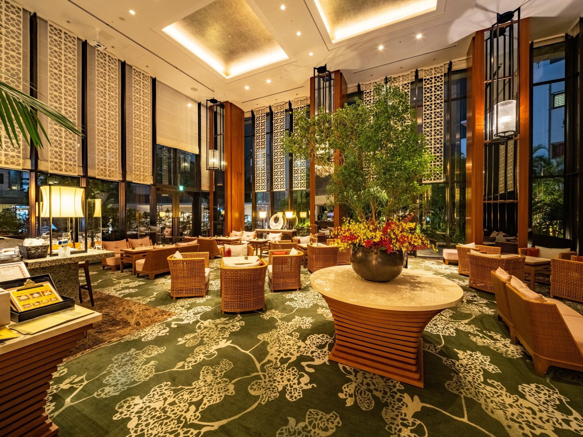 Vista Lobby Hyatt Regency Naha, Okinawa