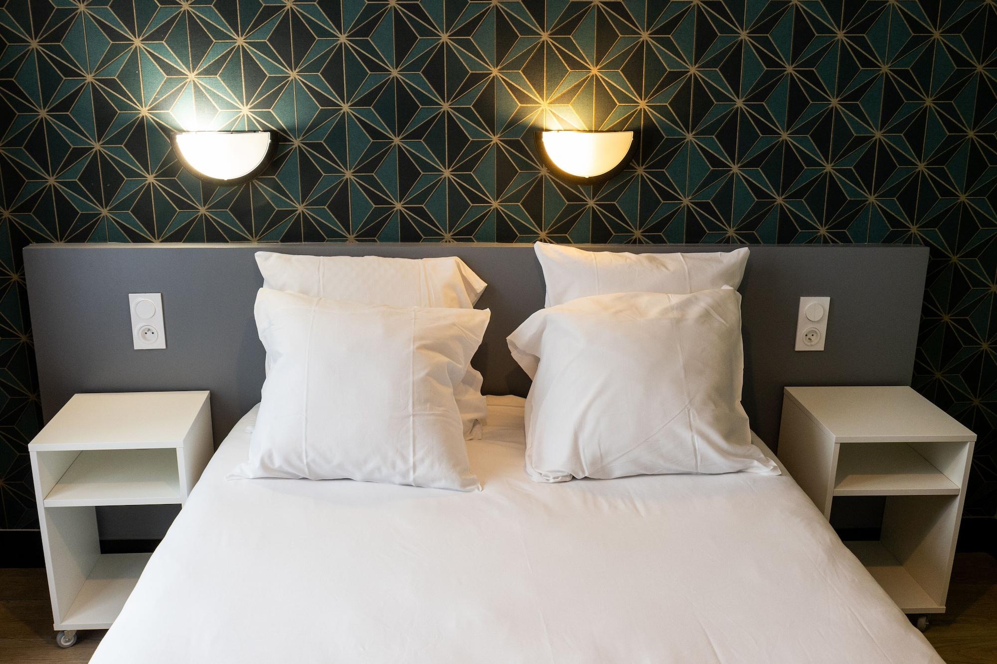 Varios Luxia Hotel & Spa