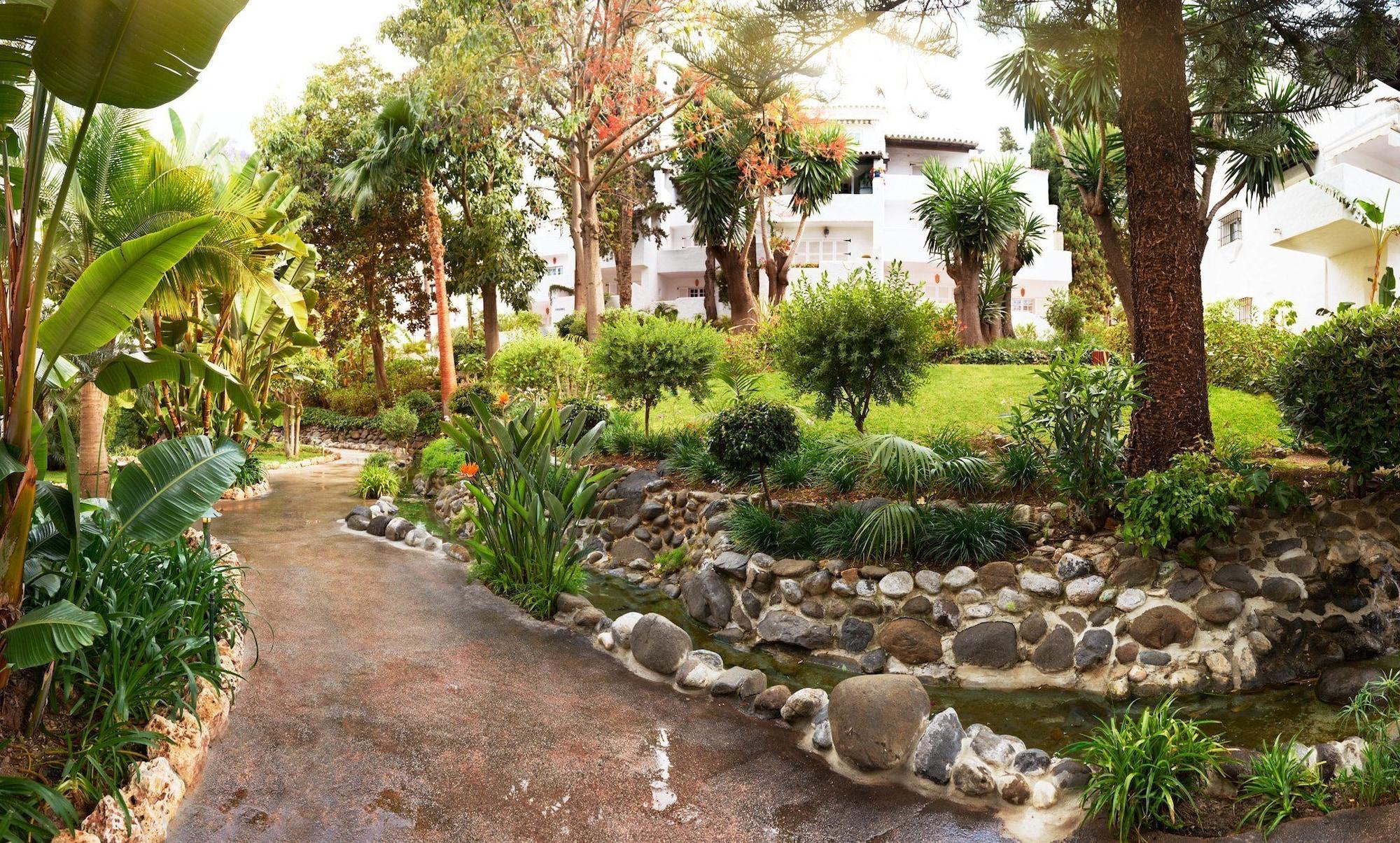 Vista Exterior Puente Romano Marbella