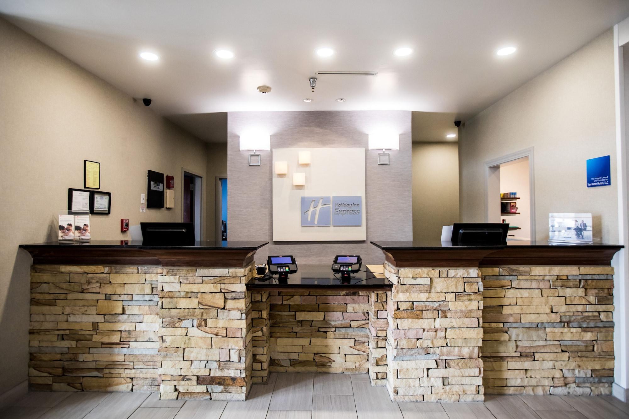 Vista Exterior Holiday Inn Express Dayton by IHG
