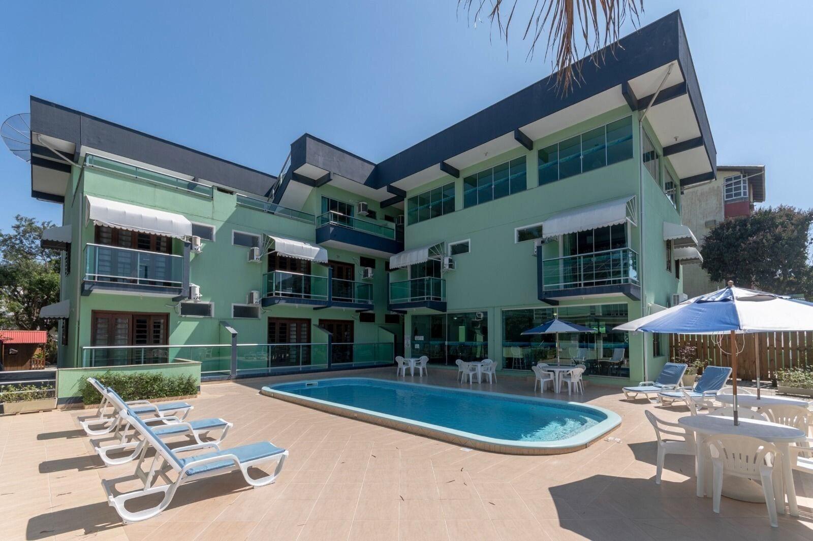 Vista Piscina Hotel Cores do Mar