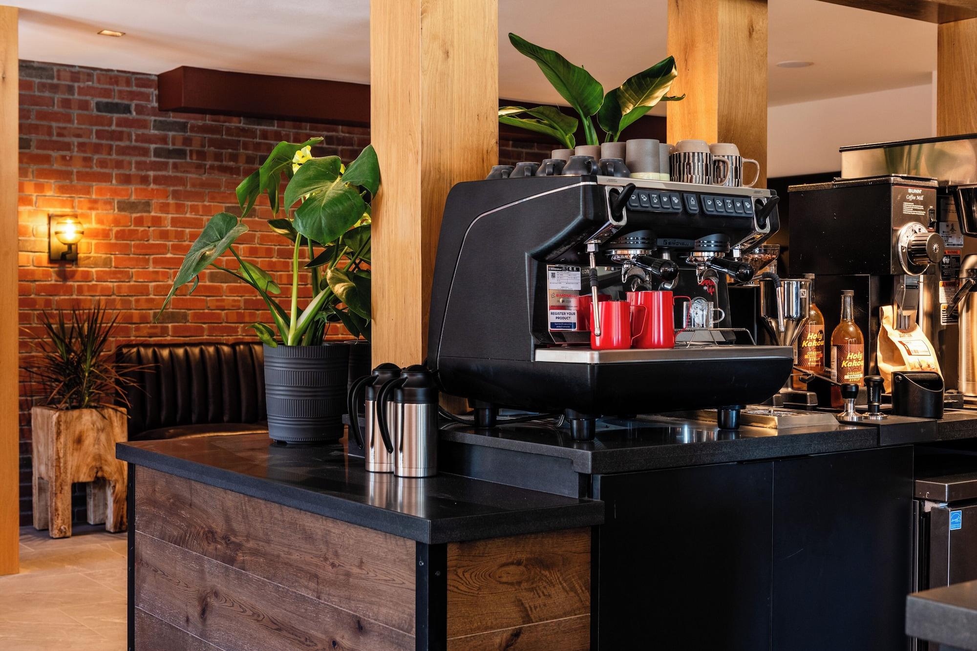 Bar/Salón Boundary Hotel By Terra Vi Durango