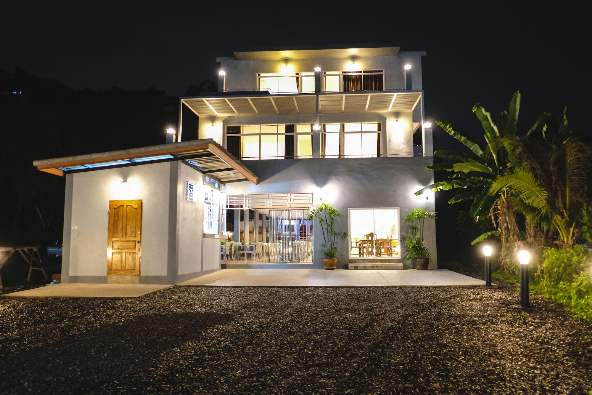 Vista Exterior The Lake House Ko Yo