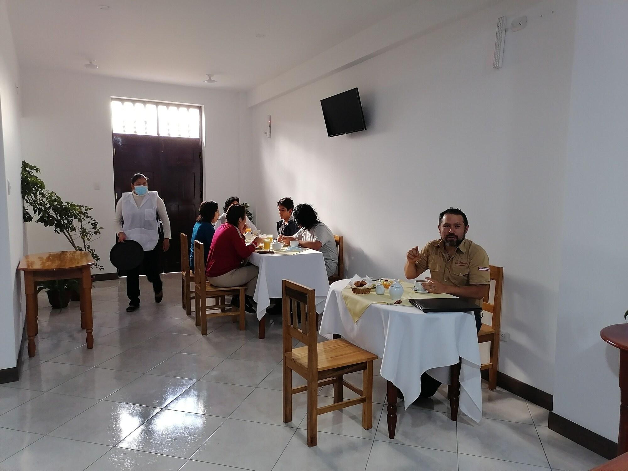 Restaurant Chachapoyas Backpackers Hotel