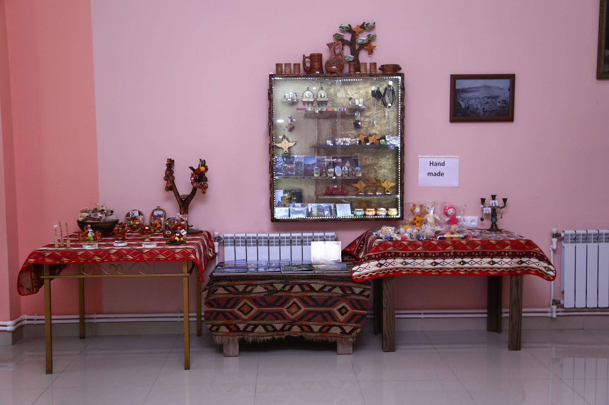 Restaurant Hotel Mthnadzor