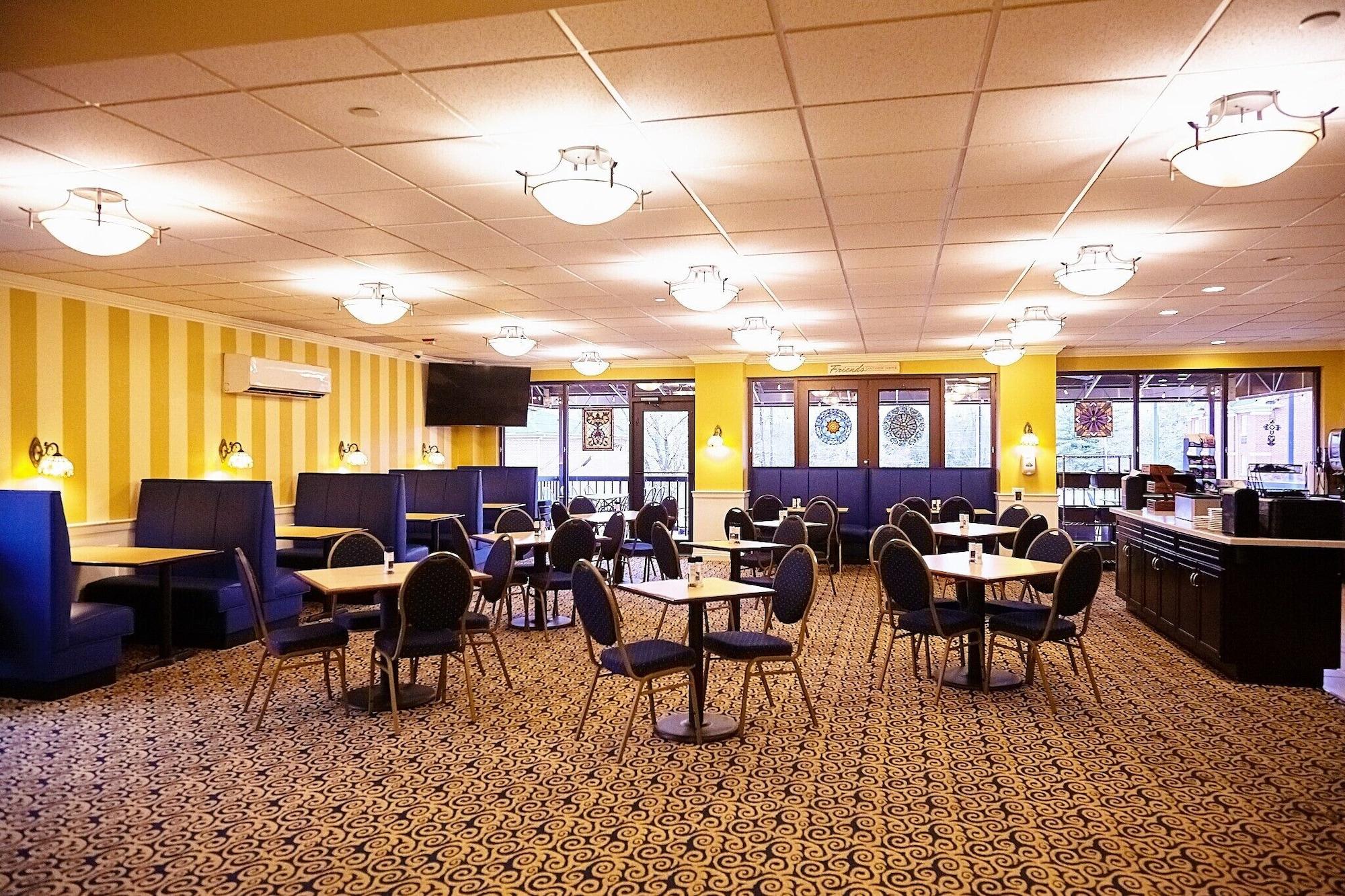 Restaurant Asbury Inn & Suites