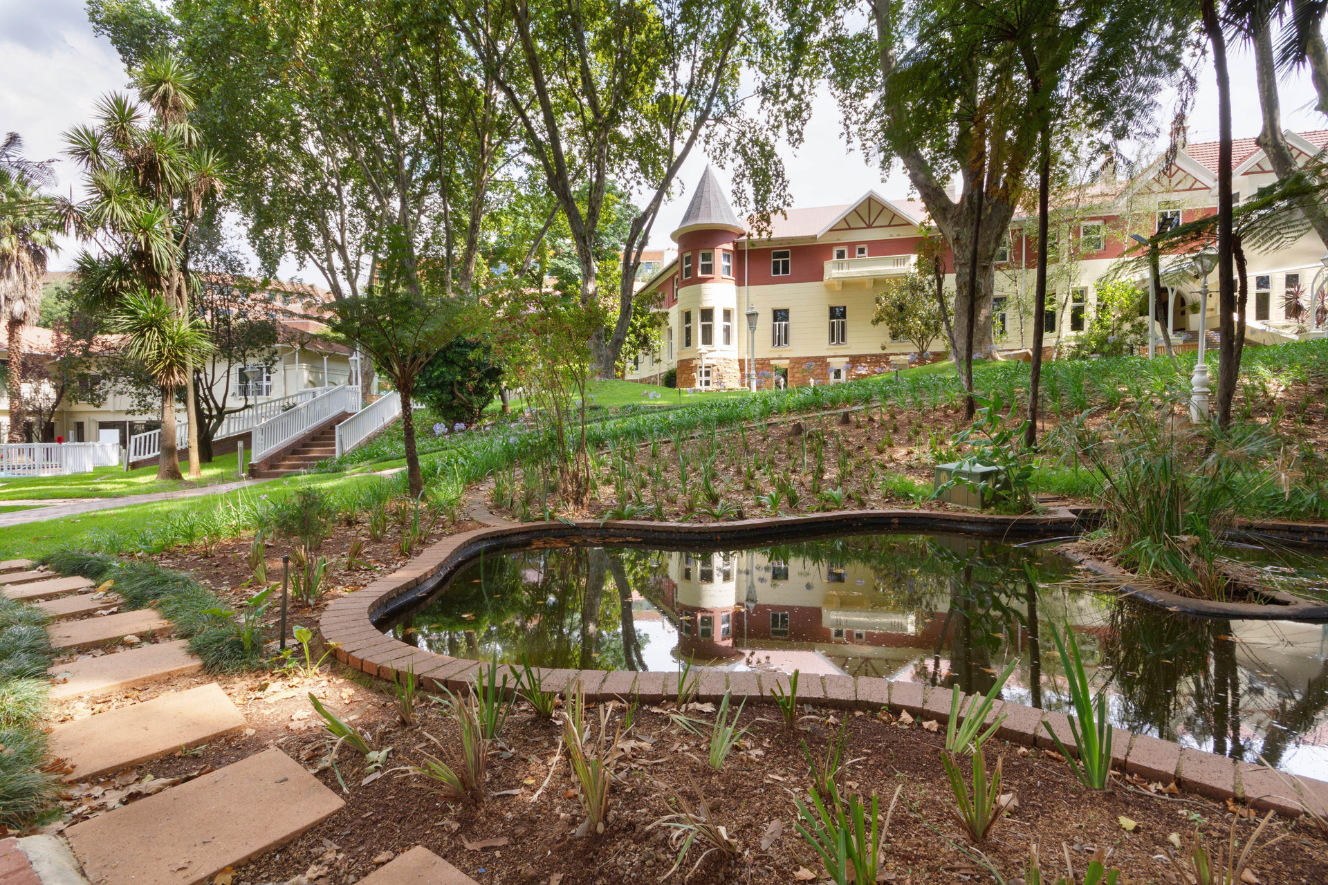 Vista Exterior Holiday Inn Johannesburg Sunnyside Park by IHG