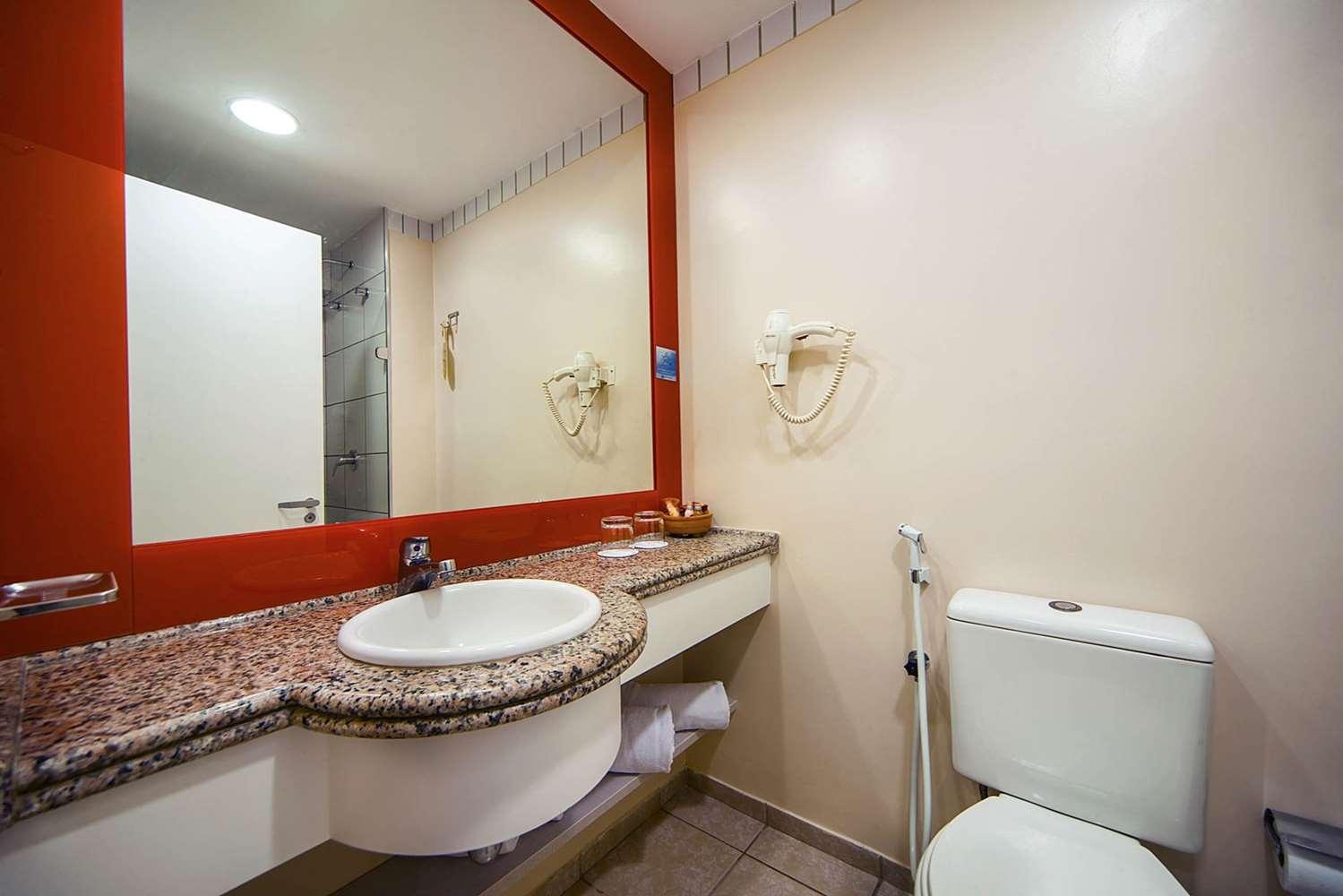 Banheiro Comfort Hotel Fortaleza