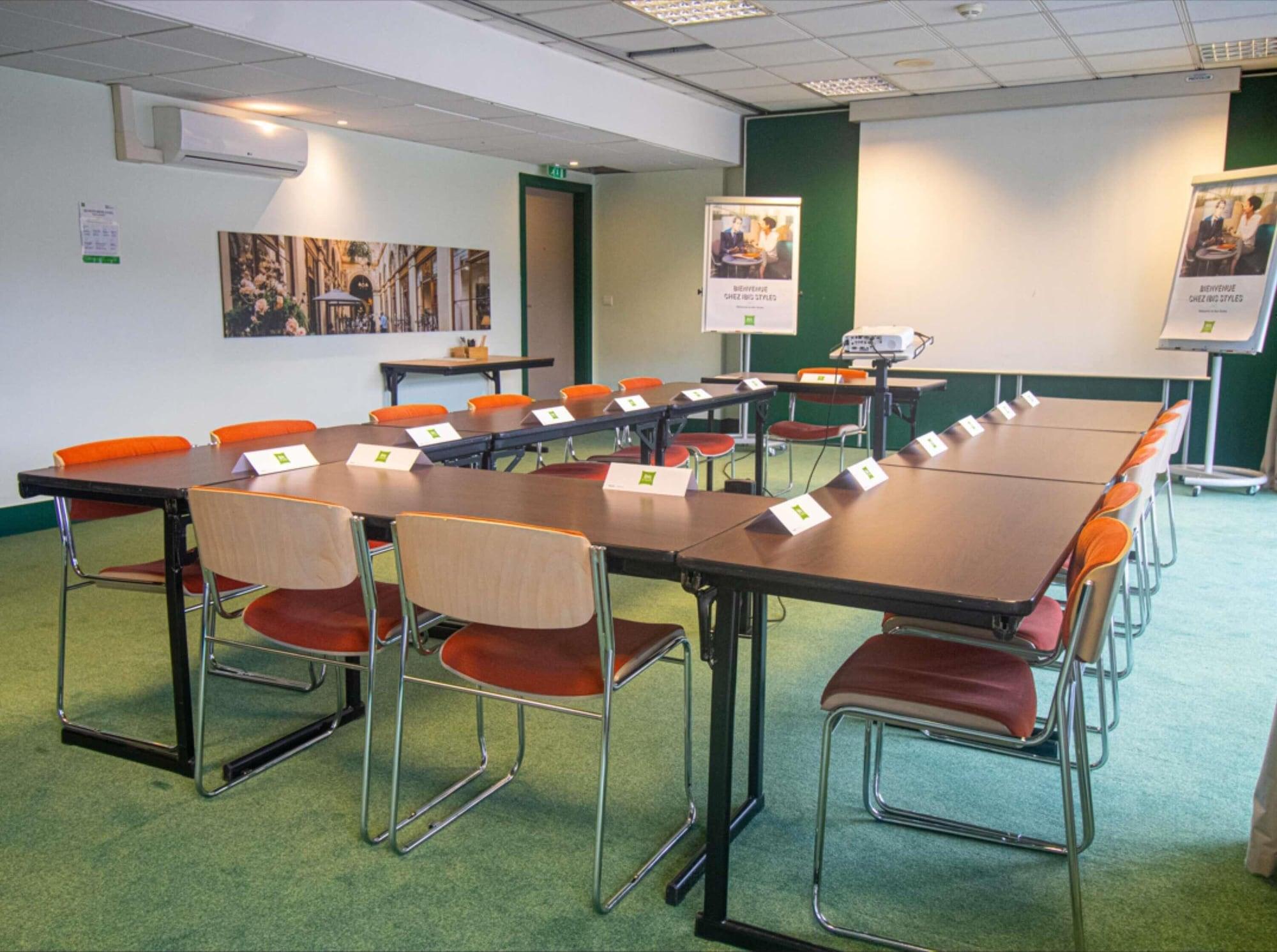 Sala de Reuniones ibis Styles Evry Courcouronnes Hotel and Events