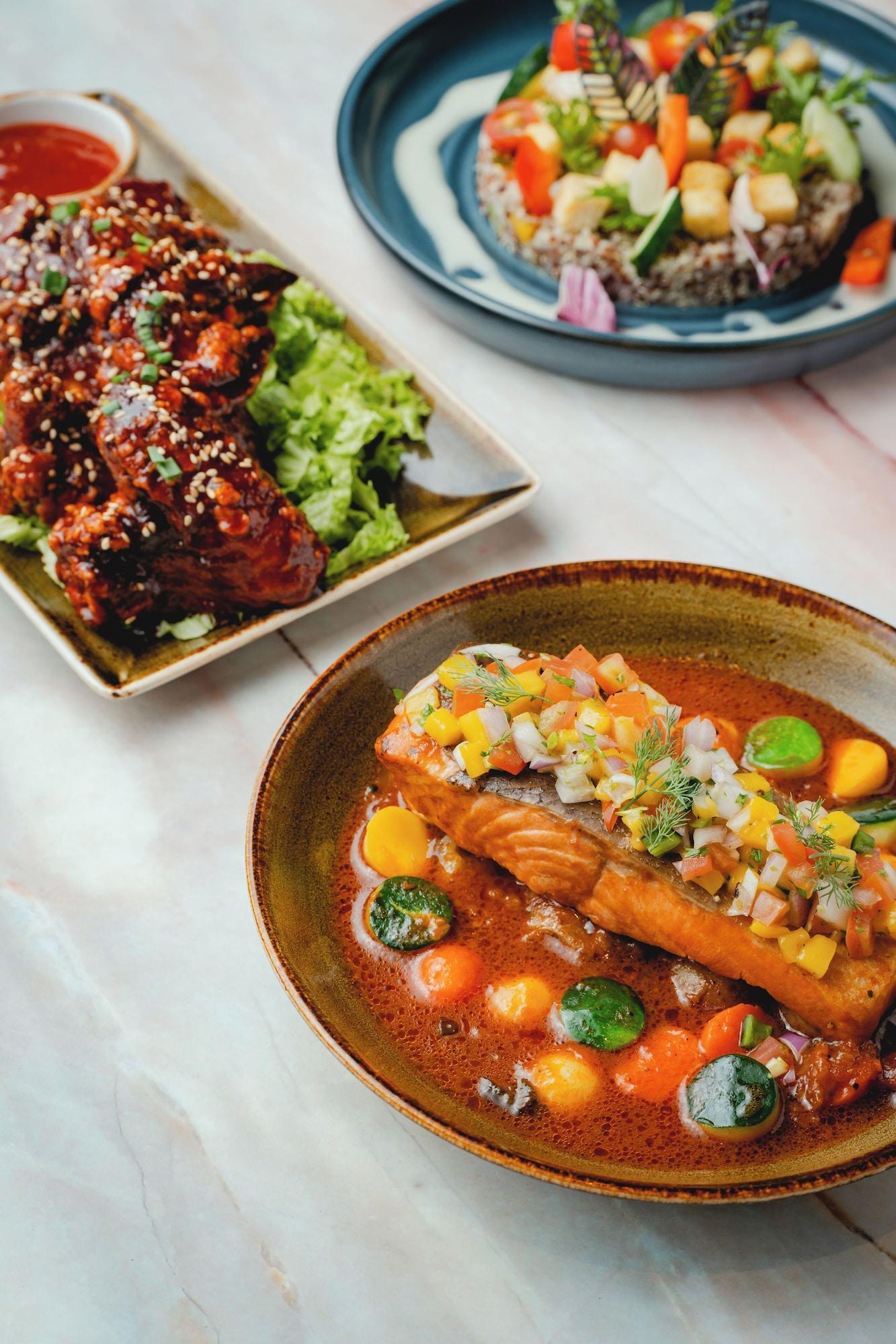 Restaurant Courtyard By Marriott Setia Alam