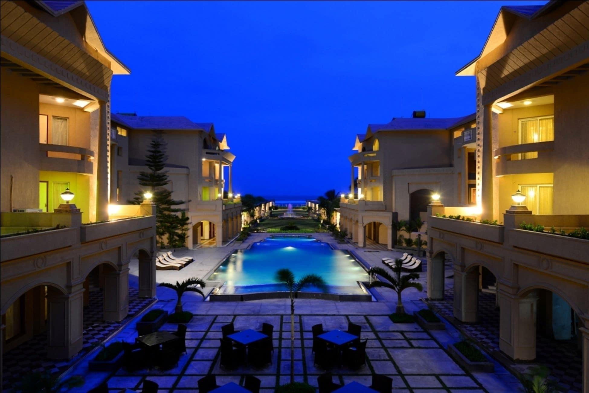 Vista Exterior The Chariot Resort & Spa