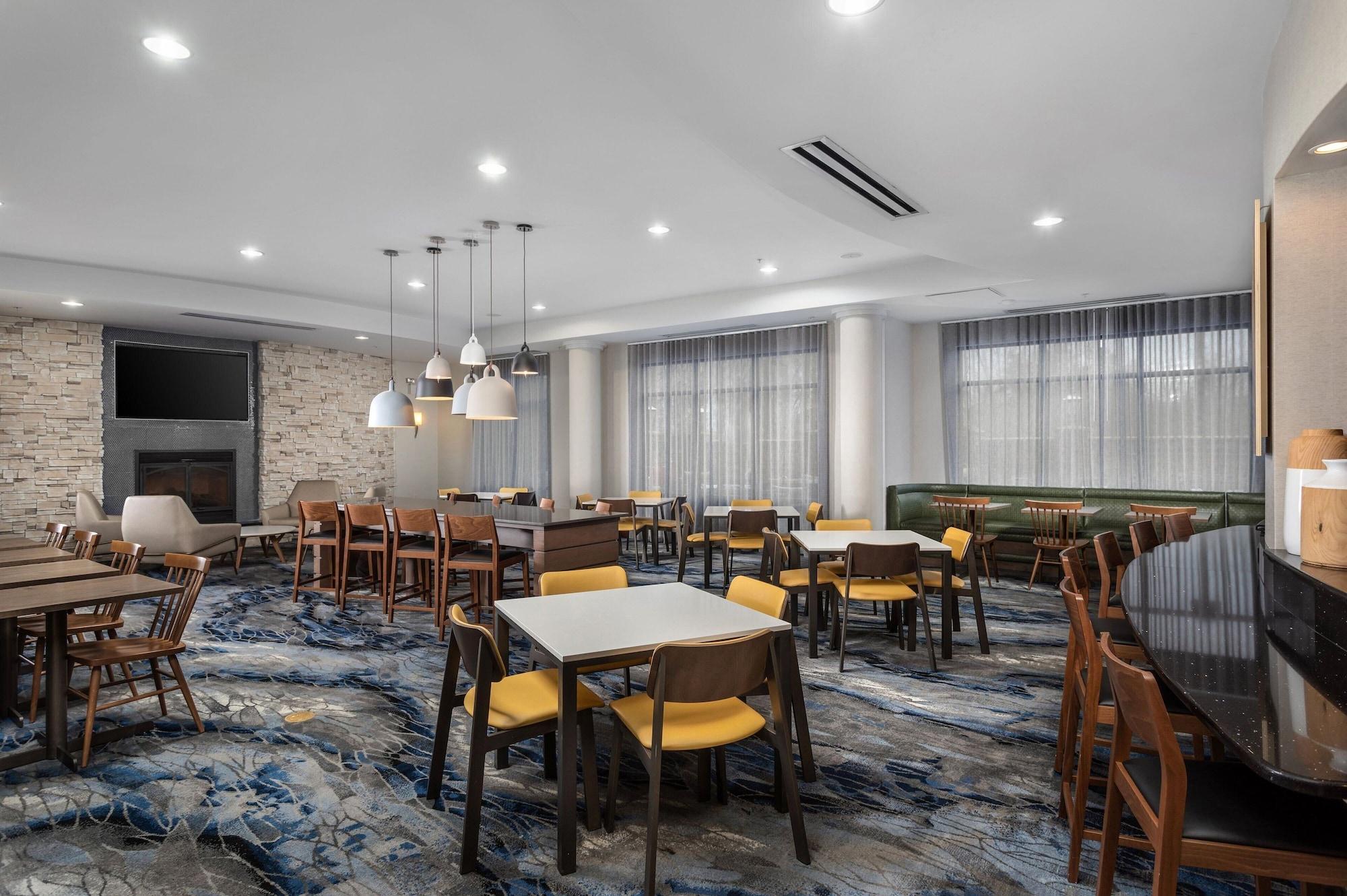 Restaurant Fairfield Inn & Suites by Marriott Elkin Jonesville