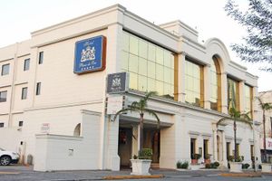 Alojamiento - Hotel Plaza de Oro
