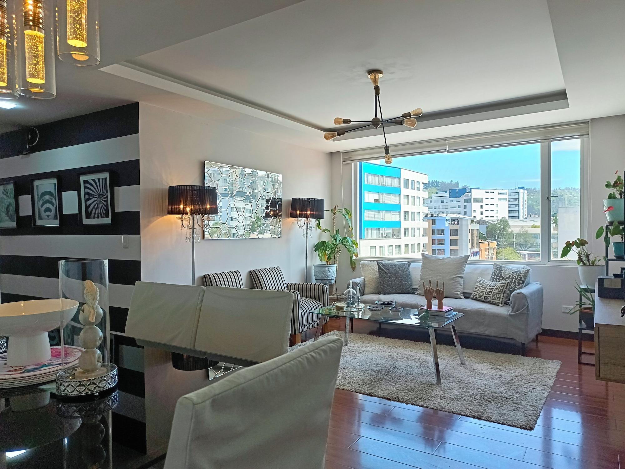 Varios PLAZA FOCH Area - APARTMENTS with Balcony