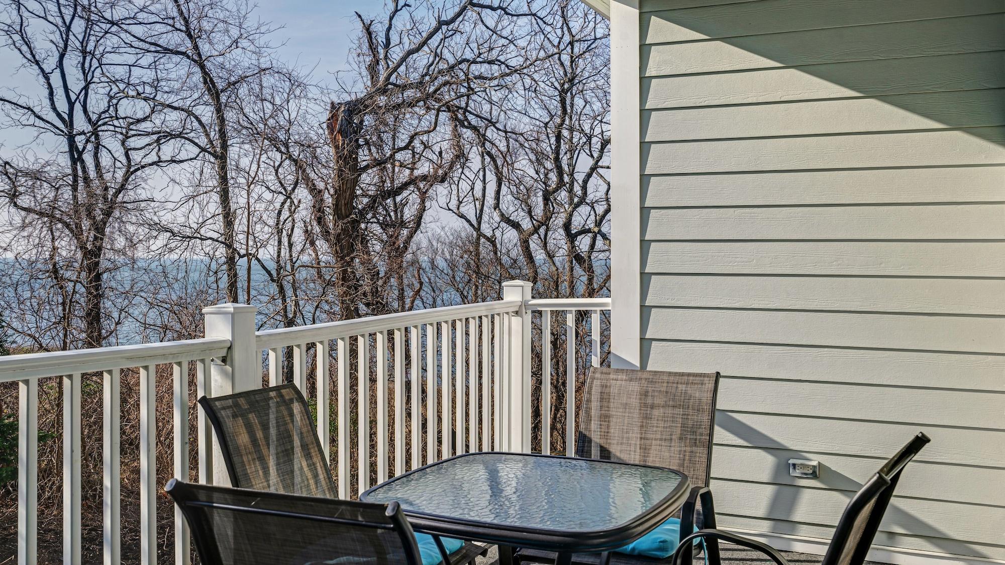 Vista Exterior Cliffside Resort Condominiums