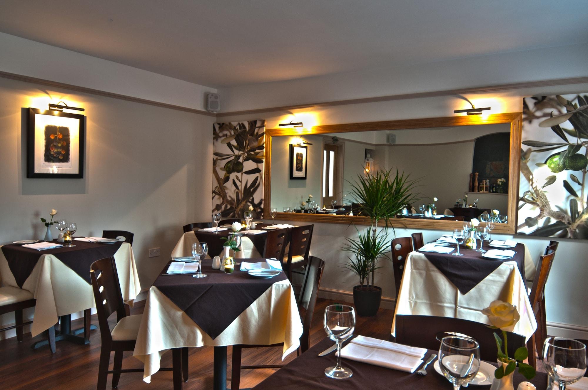 Restaurant Stratford Limes Hotel