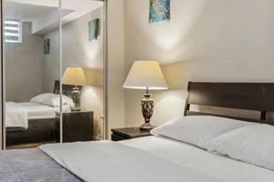 Alquiler Vacacional - Comfortable & Cozy 2BR Hideaway Basement Apartment