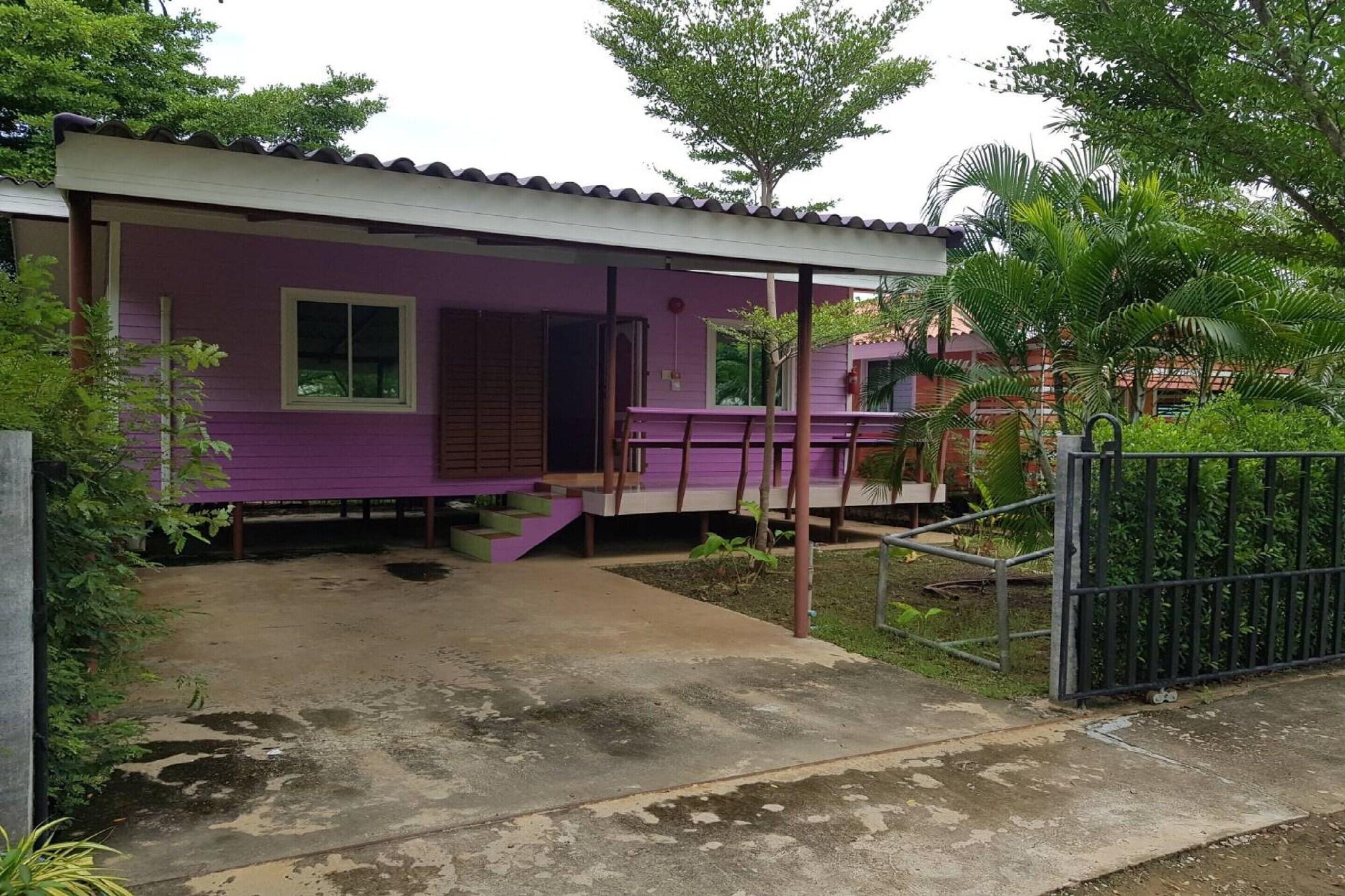 Vista Lobby OYO 75352 Hotel Family House And Resort Phetchaburi