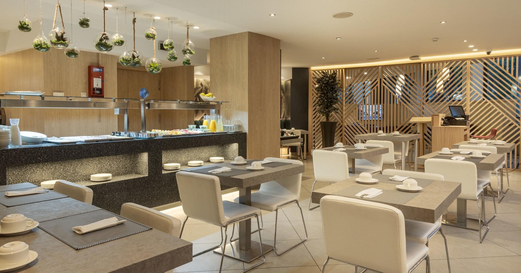 Restaurant Hotel ILUNION Auditori