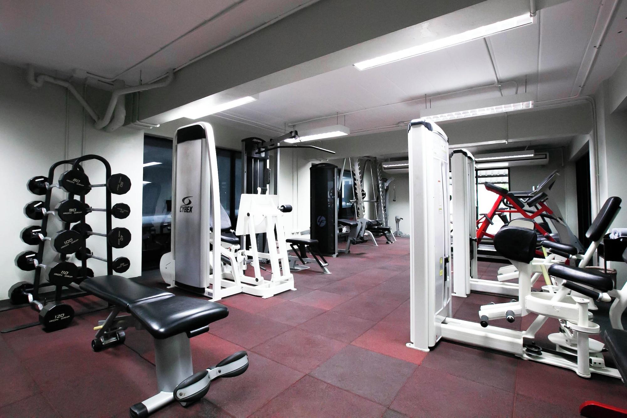 Gimnasio Annex Lumpini Bangkok
