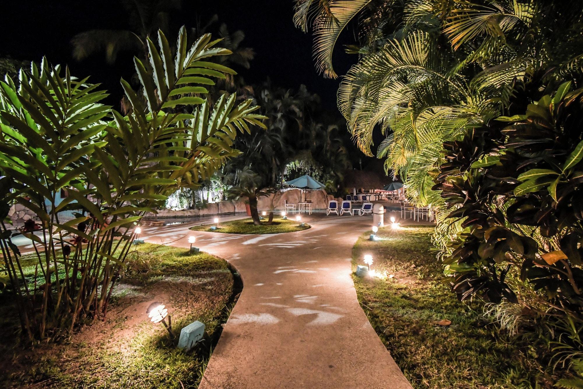 Vista Lobby Hotel Casa Iguana Mismaloya