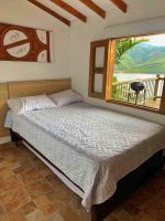 Alojamiento - House with beautiful views and access to Lake Guatape.