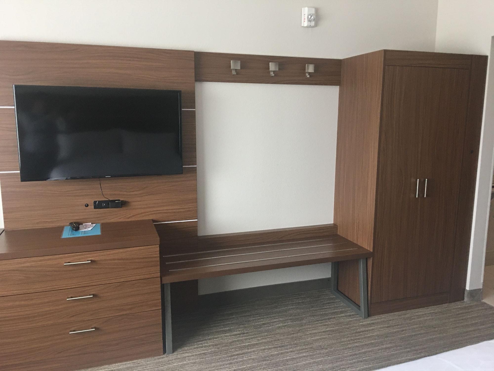 Habitación Holiday Inn Express & Suites Brenham South by IHG
