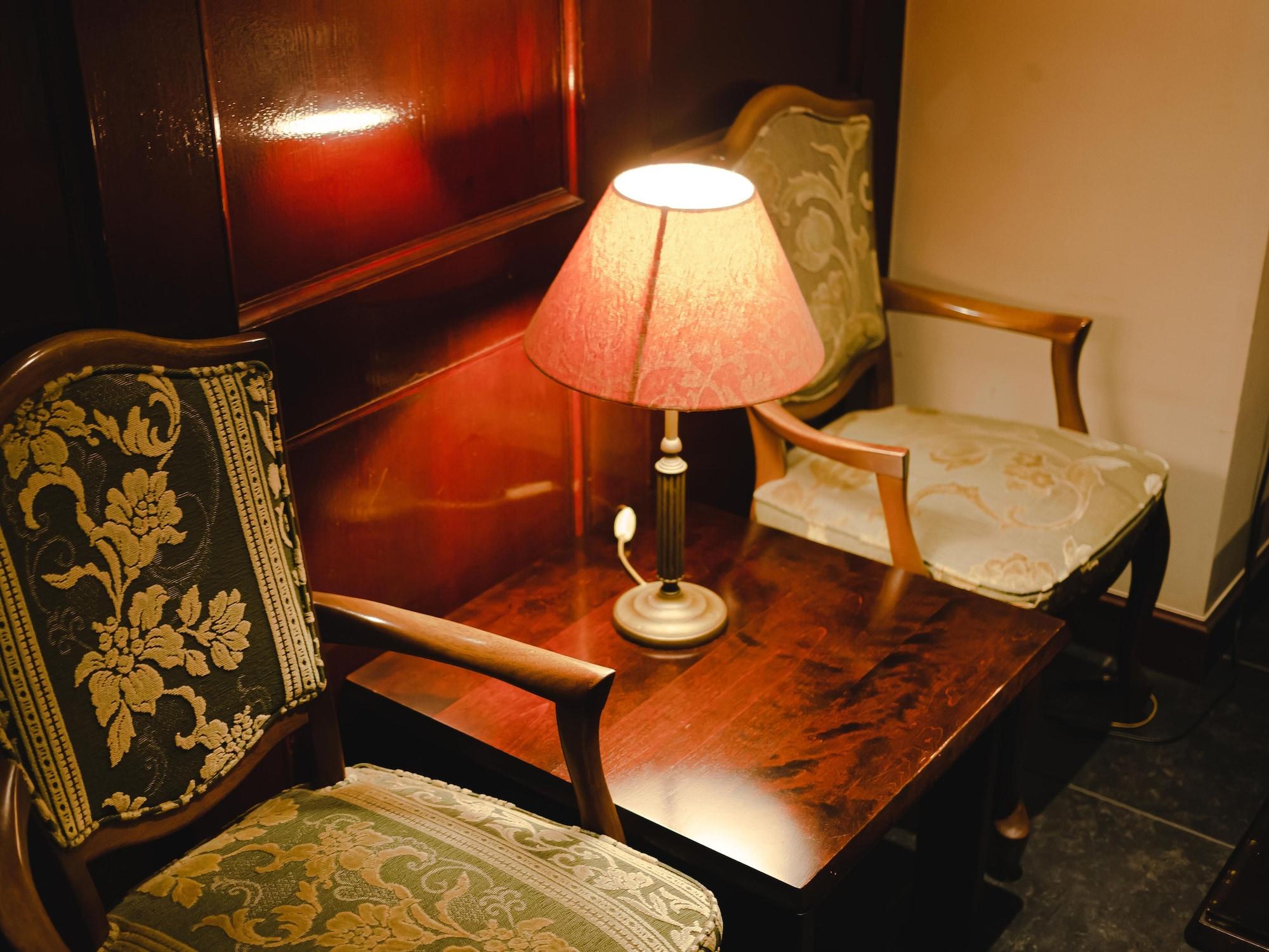 Bar/Salón Van CortLandt Hotel