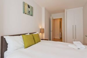 Alquiler Vacacional - Modern, City Centre 3 Bedroom Apartment