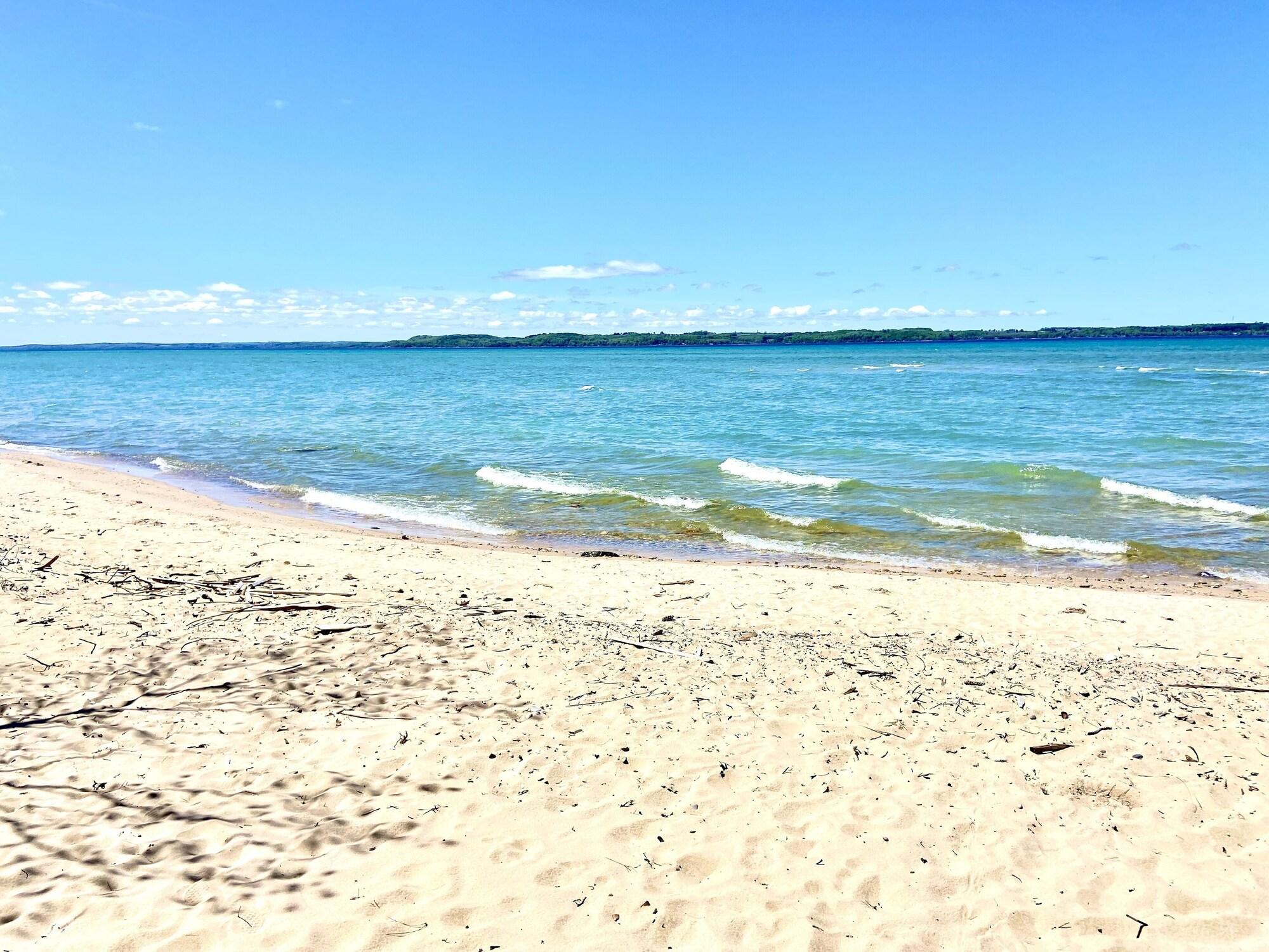 Playa Elk Rapids Lakeshore Inn