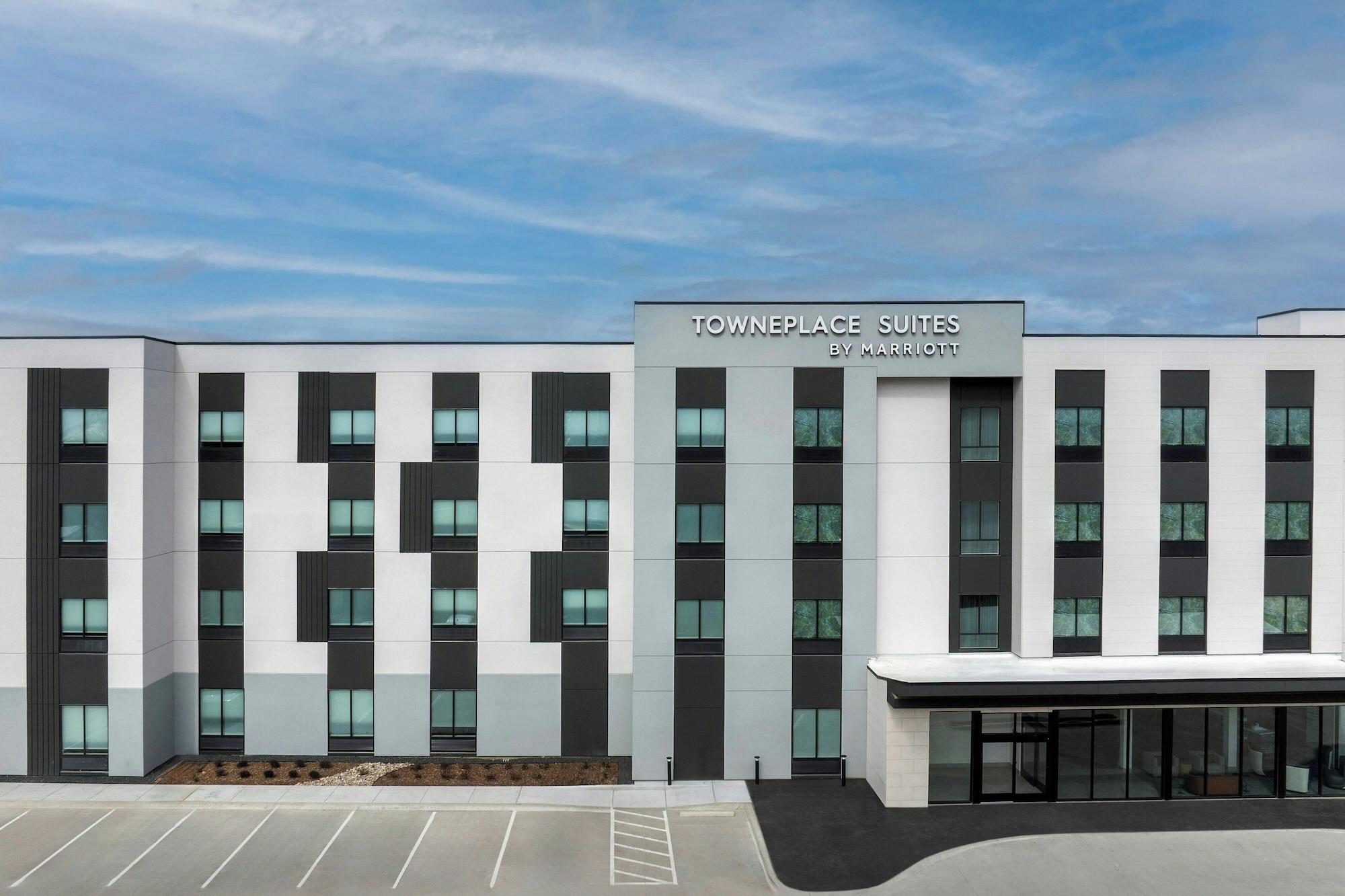 Vista Exterior TownePlace Suites by Marriott Paris