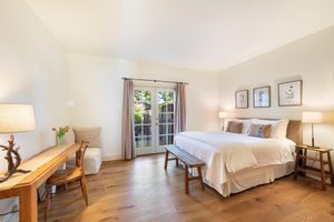 Alojamiento - Charming Farm House Downtown St. Helena!  3bedrooms/3baths
Permit # PL24-042