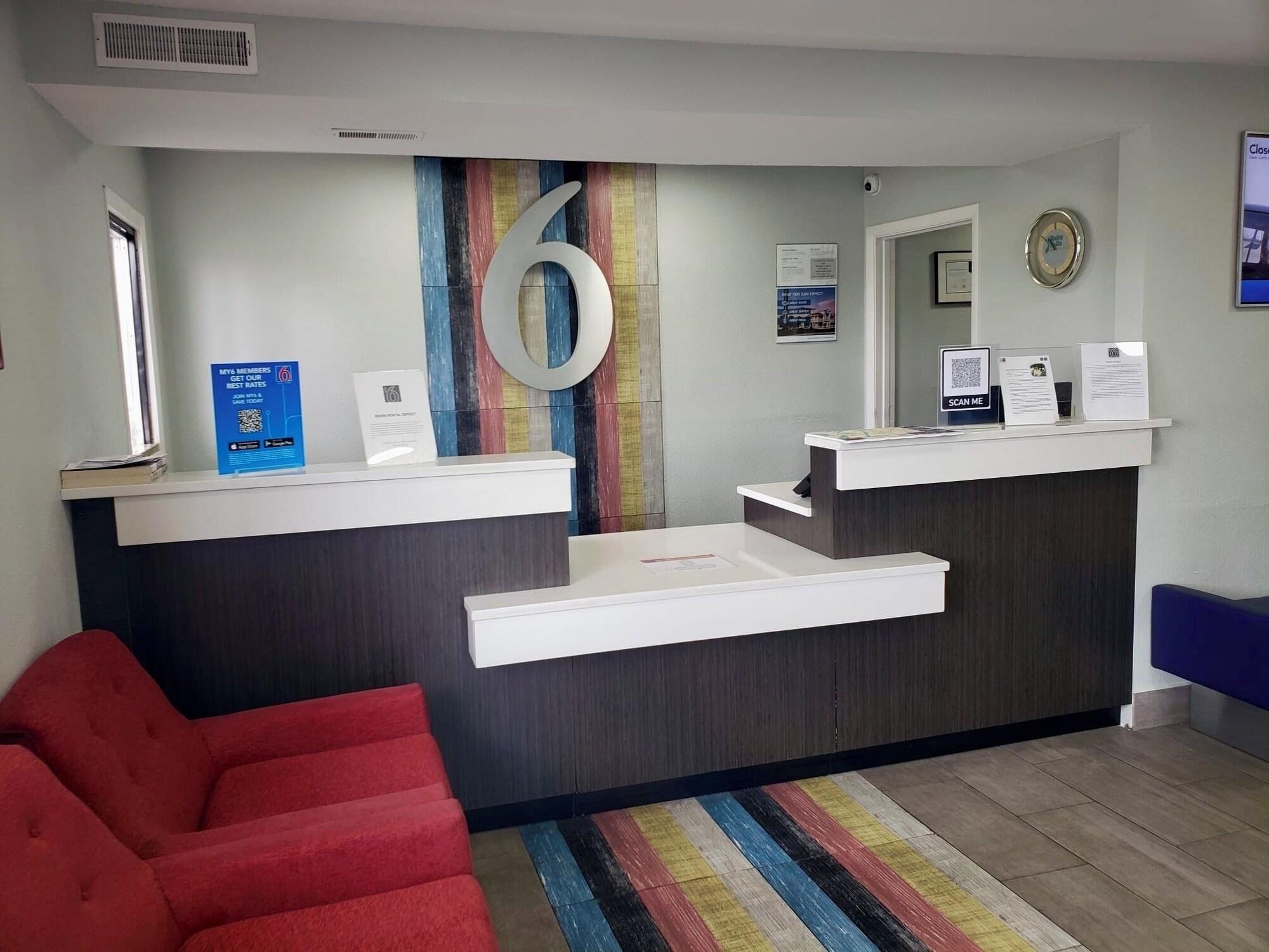 Varios Motel 6 East Ridge, TN
