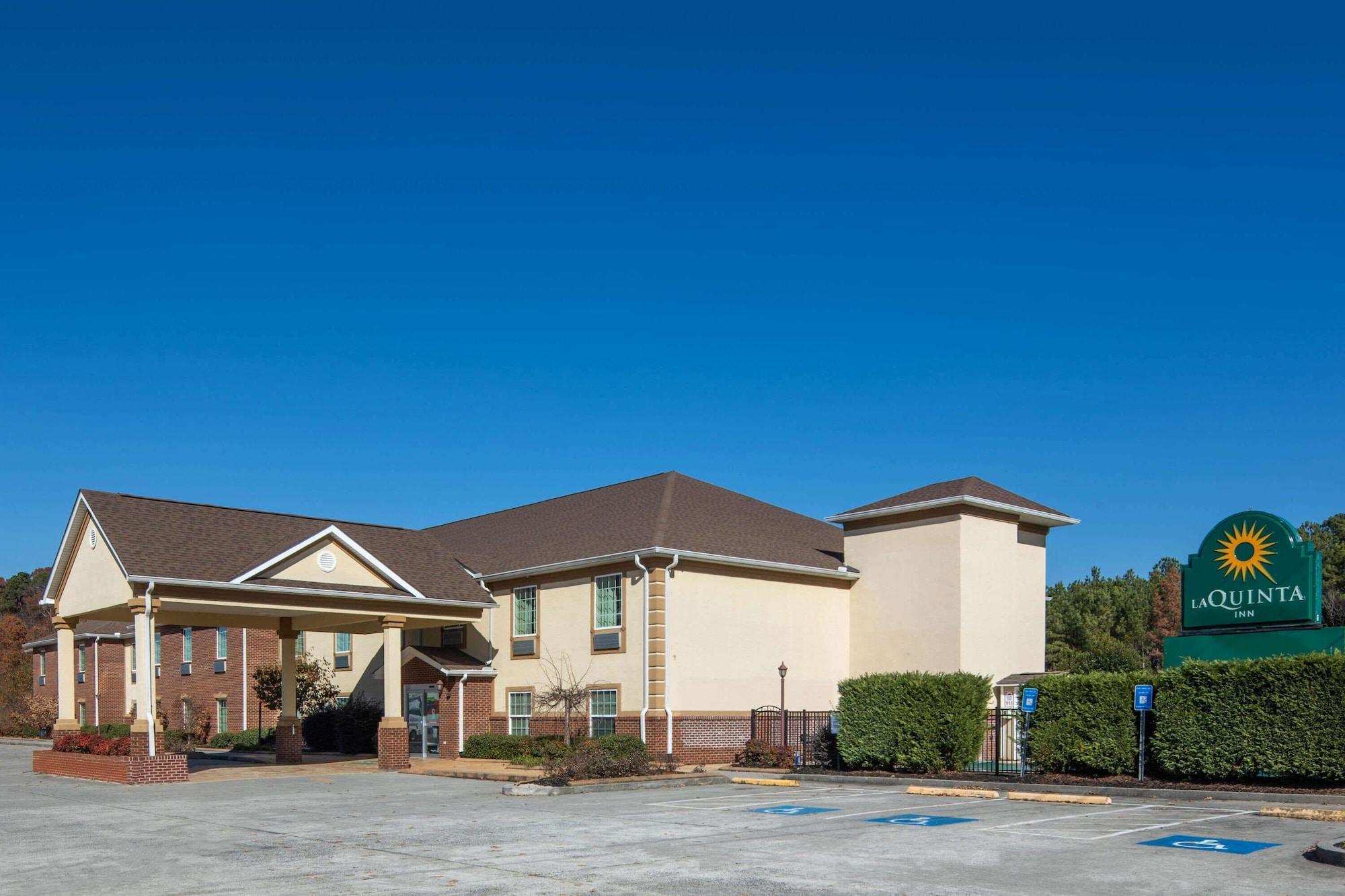 Vista Exterior La Quinta Inn by Wyndham Calhoun South I-75