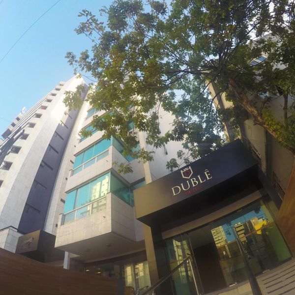 Hotel Dublê