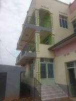 Alquiler Vacacional - 3 Floors within 11 bedrooms include Cave within 3 bedrooms