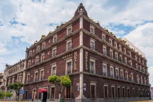 Hoteles en Guadalajara con Alberca en la Habitación