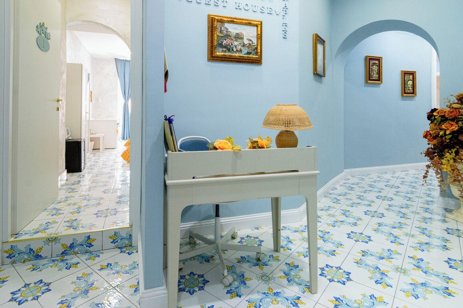 Vista Lobby Alma Adry