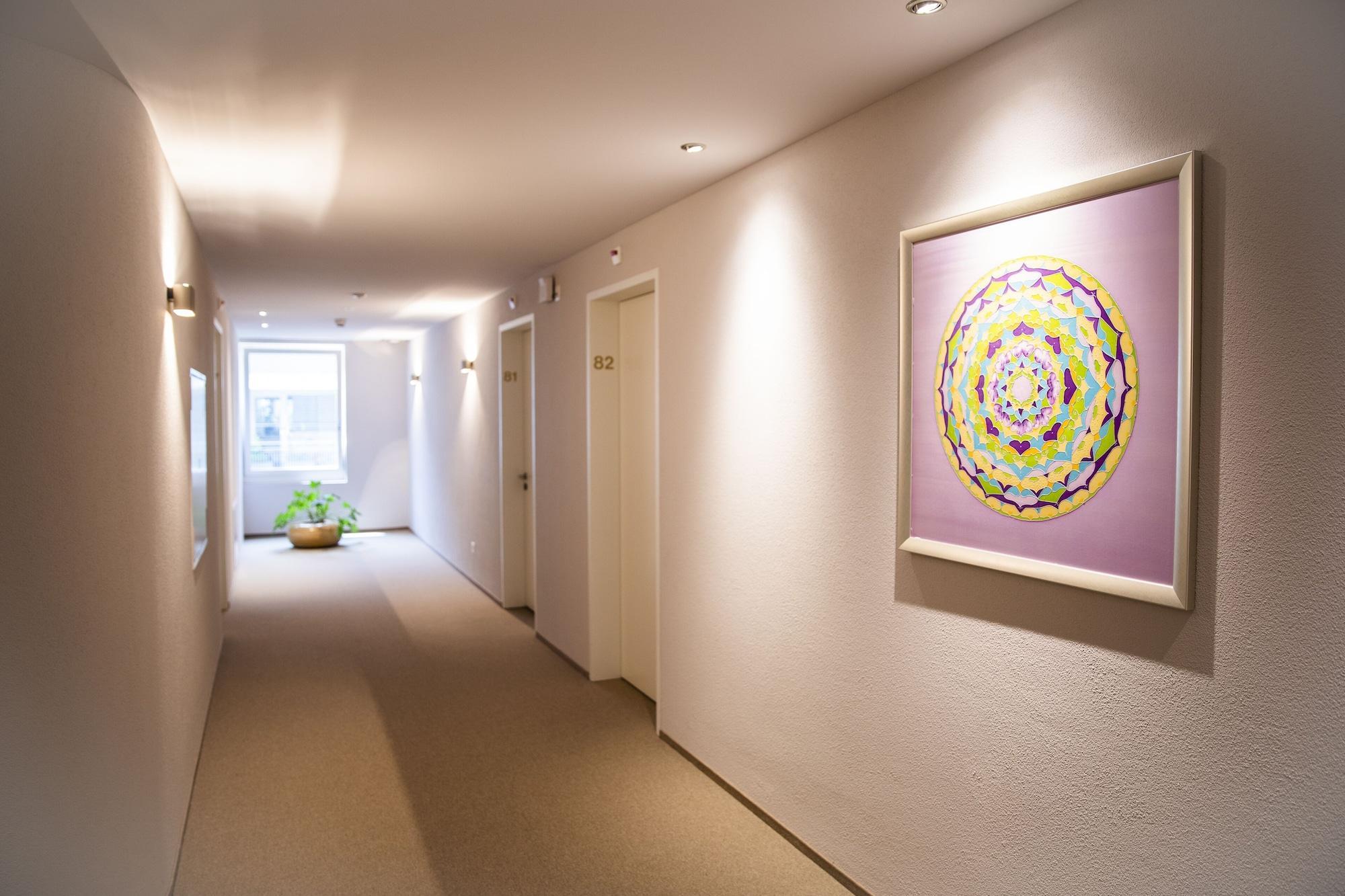 Vista Lobby Ochsen Lodge by Ochsen Lenzburg