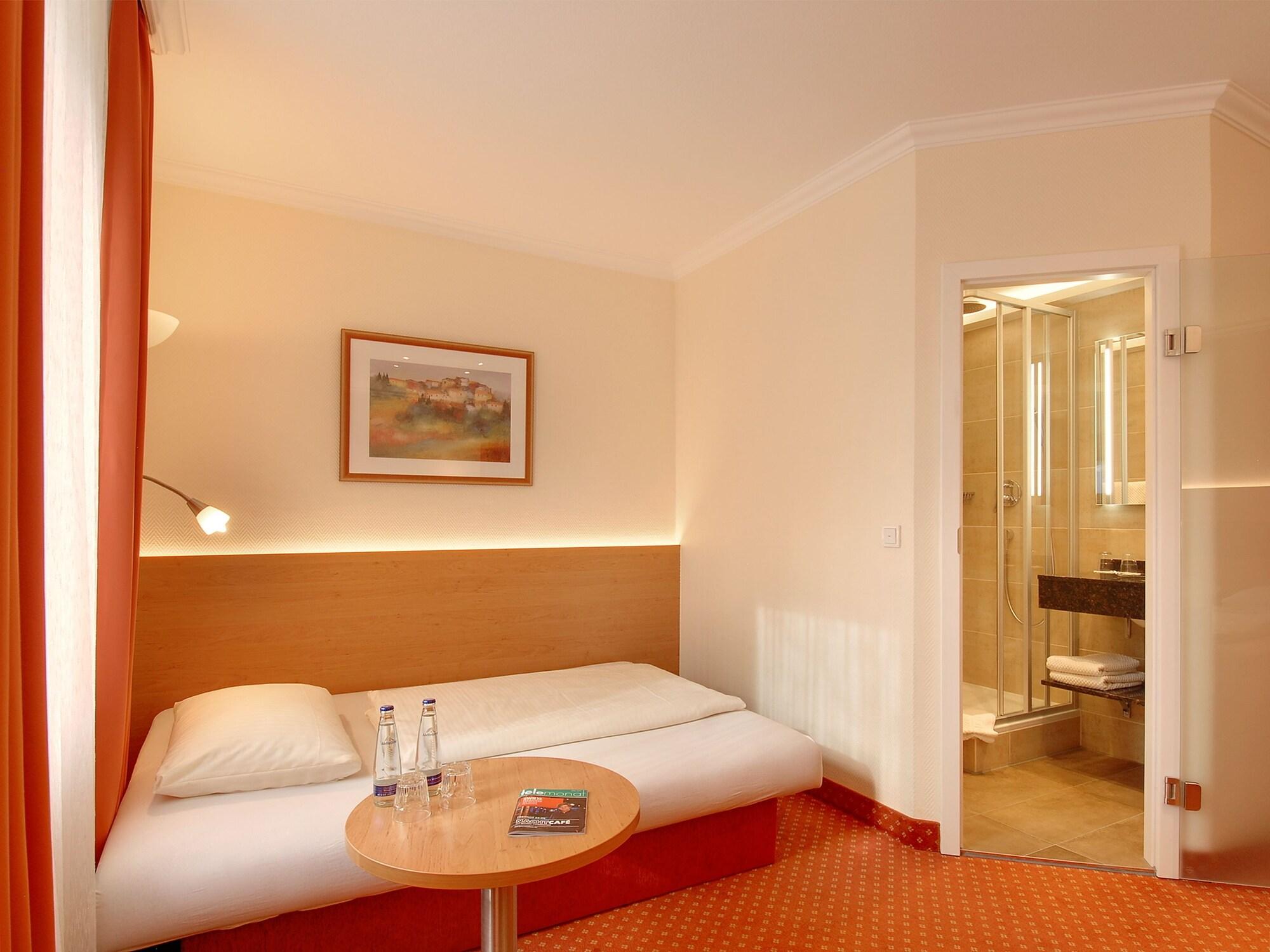 Set de Habitación Hotel Kriemhild am Hirschgarten